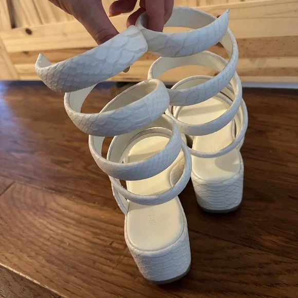 Gulf Gaia Gabi Ankle-Wrap Snakeskin-Embossed Leather Platform Sandals - Picture 5 of 8